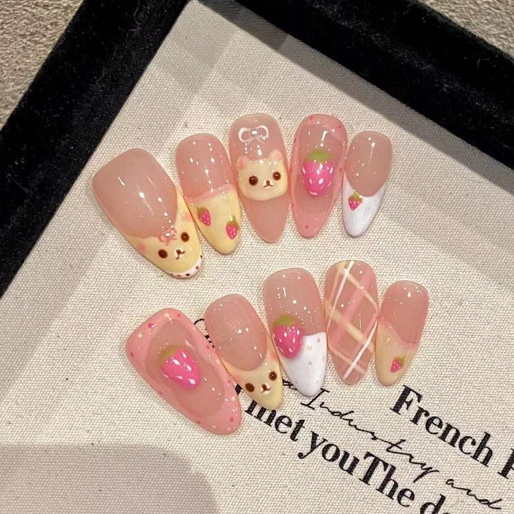 Nail Art Strawberry - 10 Stück Erdbeer-Bär Niedliche Cartoon Süße
